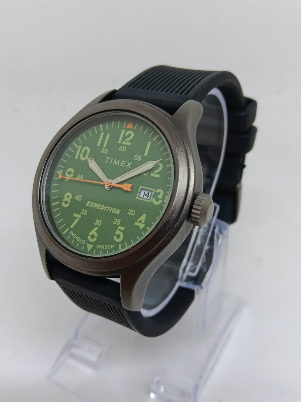 Timex Expedition TW4B30200 Men's 40mm Green Dial Indiglo Date Watch